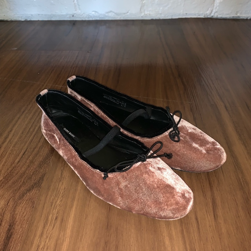 Velvet ballet flats
